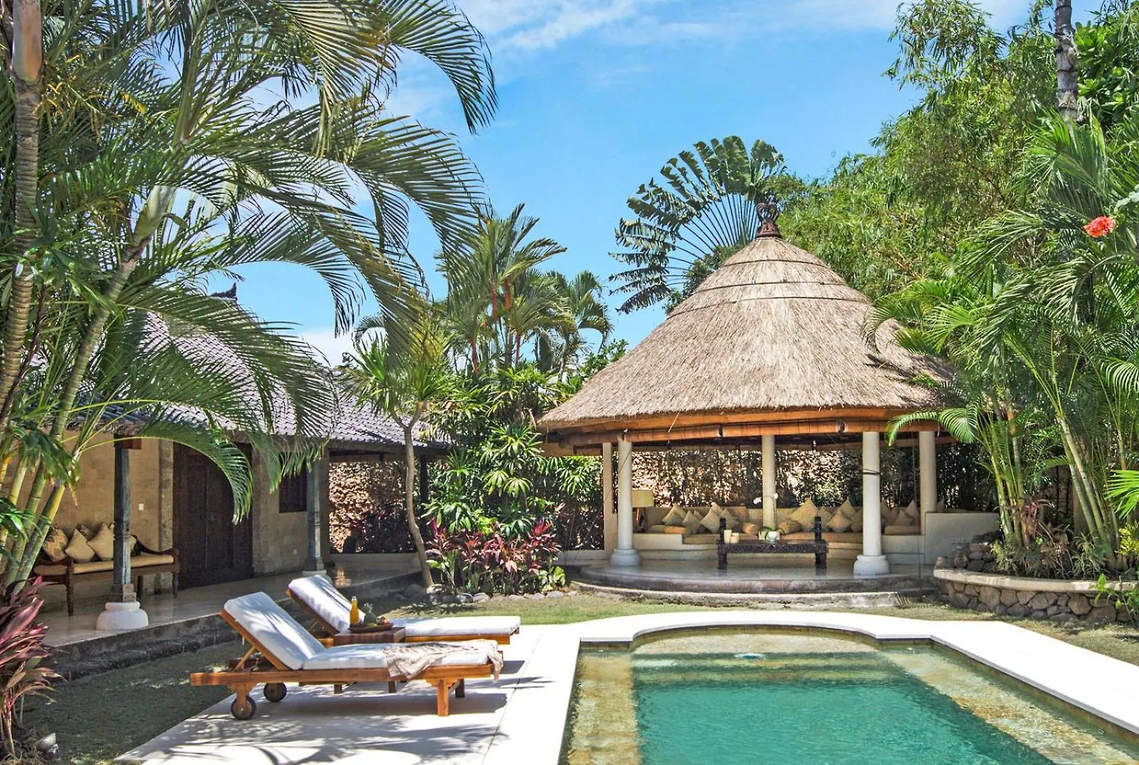 Villa Kubu Seminyak Семиньяк